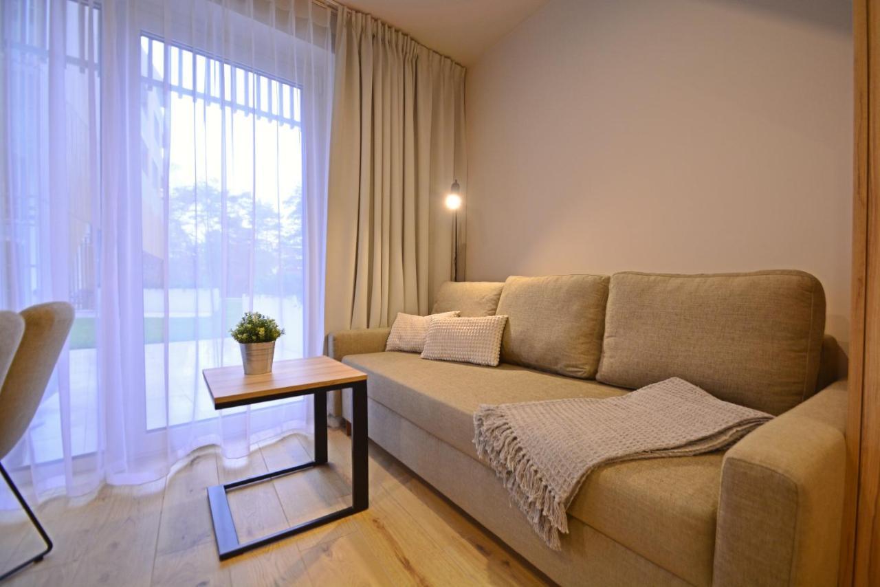 Apartamenty Bryza - Baltycki B-06 Z Tarasem, 100M Od Morza ชวีโนวิชแจ ภายนอก รูปภาพ